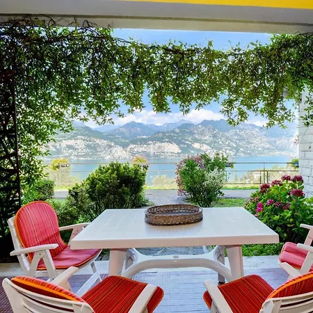 Garden View Apartament *